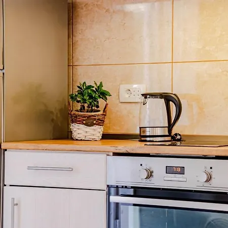 アパート Jagoda - By Guide ヴェラ・ルカ