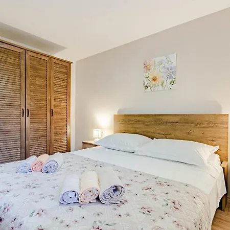 Jagoda - By Guide Apartmán Vela Luka