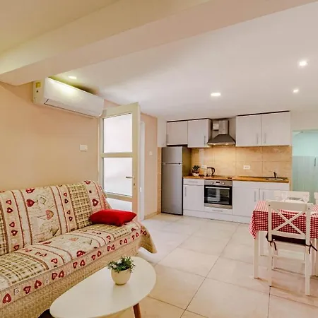 Jagoda - By Guide Apartmán Vela Luka