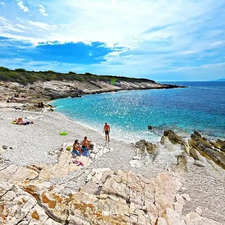 Jagoda - By Guide Vela Luka