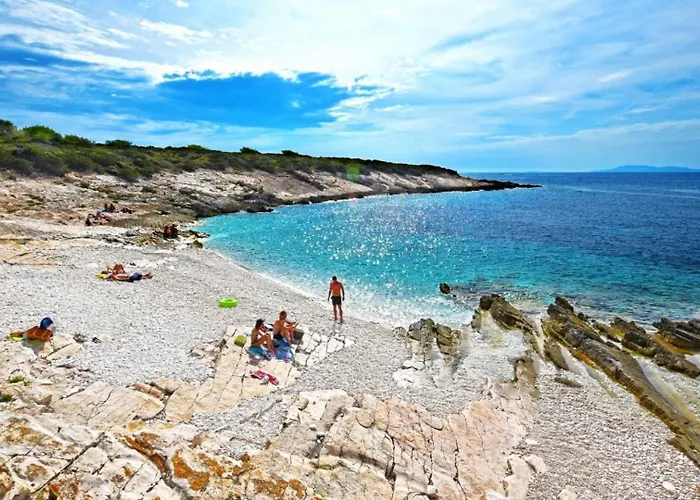 Jagoda - By Guide * וולה לוקה